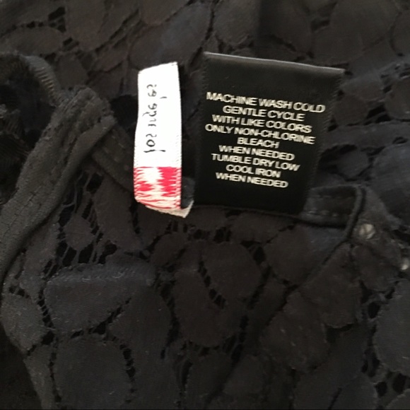 Black Lace Jumper ❤️❤️❤️👠 - Picture 7 of 9